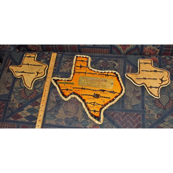 Vintage Texas Barbed Wire Collection Three Pieces Rustic Western Cowboy Cabin - Picture 2 of 7